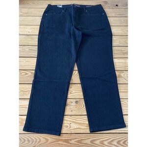 NWT Gloria Vanderbilt Amanda Tapered Leg Jeans Size 16 Women’s Black